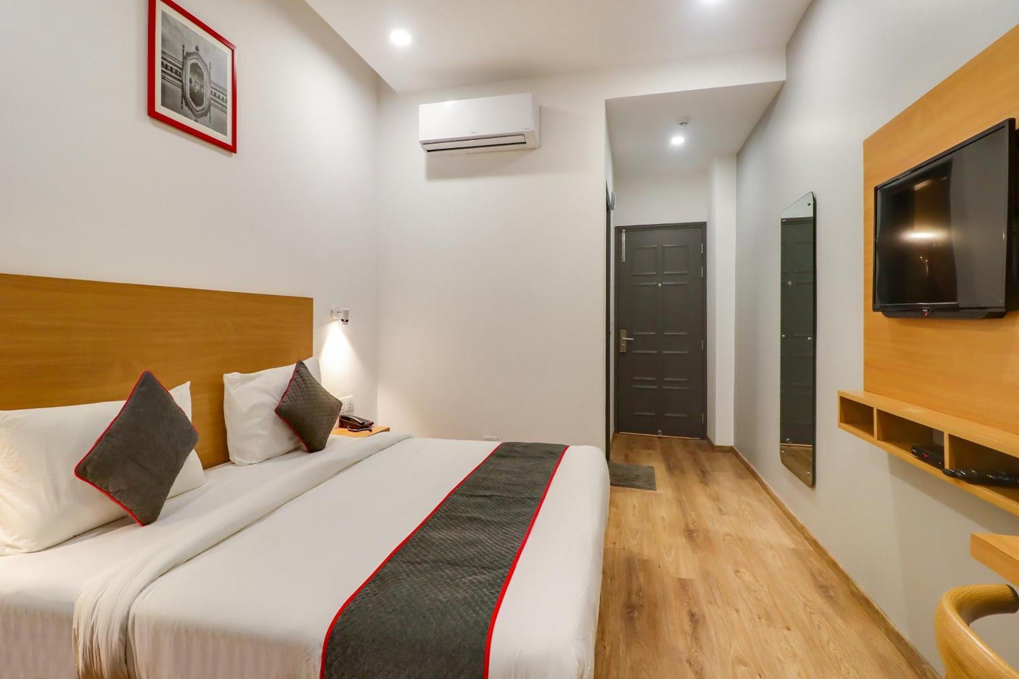 Super Townhouse Jashn Chinhat Exterior foto