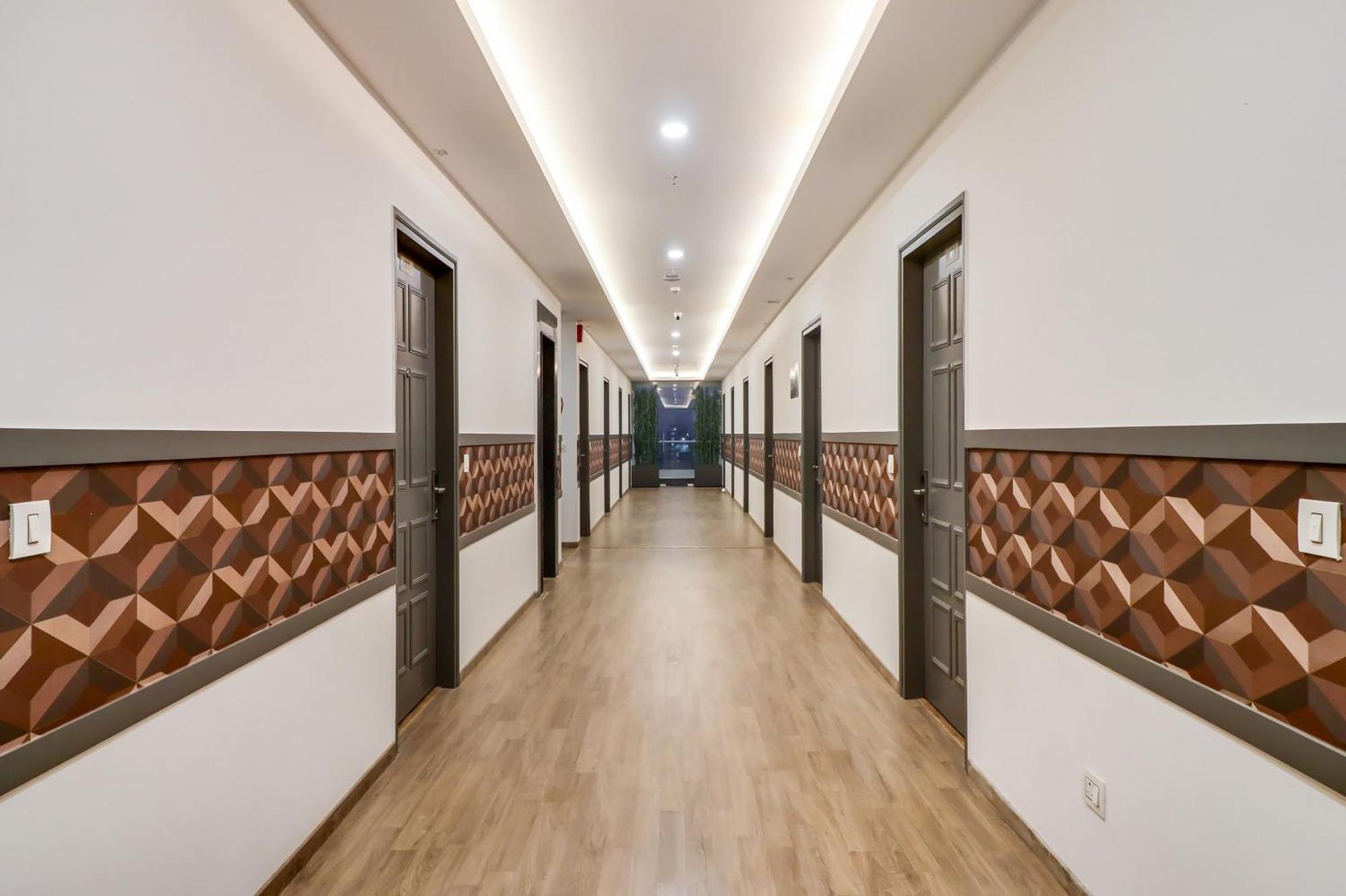 Super Townhouse Jashn Chinhat Exterior foto